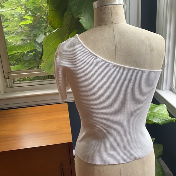 HOT Mango White Knit Asymmetrical Top - M - Picture 4 of 7